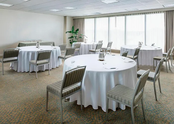 The Westin Chicago Northwest 4*