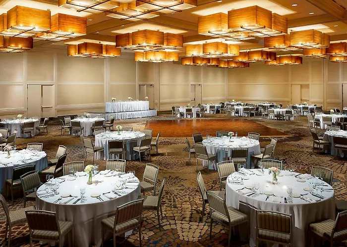 The Westin Chicago Northwest Hotel 4*