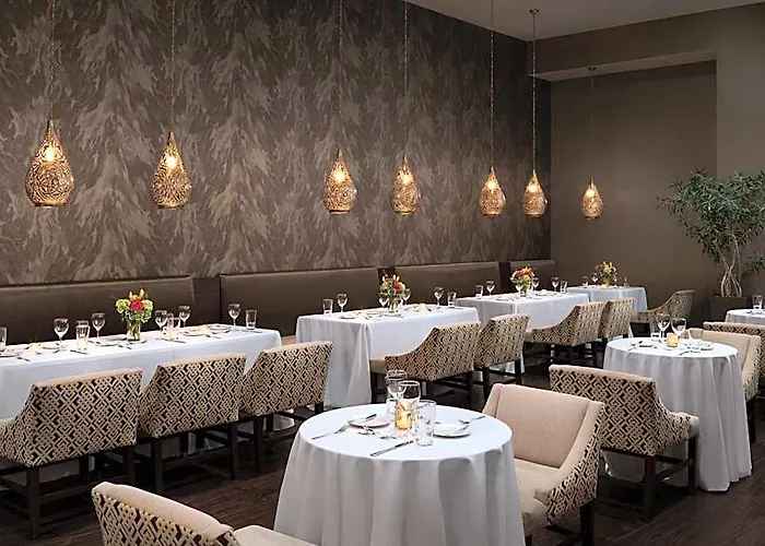 Hotel The Westin Chicago Northwest 4*