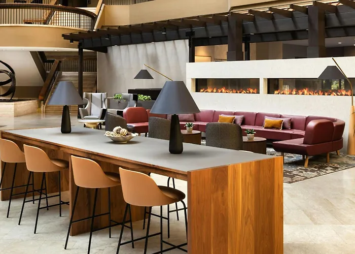 The Westin Chicago Northwest Hotel