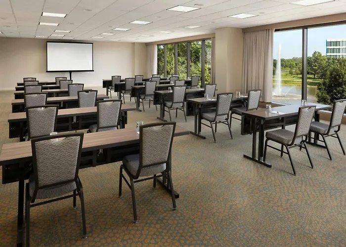Hotel The Westin Chicago Northwest 4*