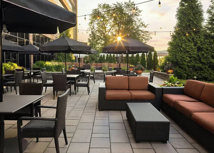 Hotel The Westin Chicago Northwest 4*