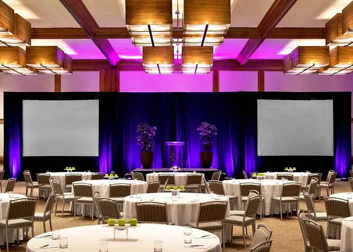 The Westin Chicago Northwest Hotel 4*